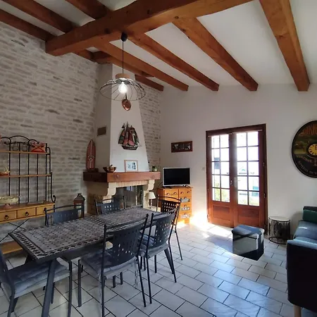 Maison A Denis D'oleron, Proche Et Commerces, Grand Jardin Et Terrasse, 6 Pers. - Fr-1-778-7 * Saint-Denis-dʼOléron